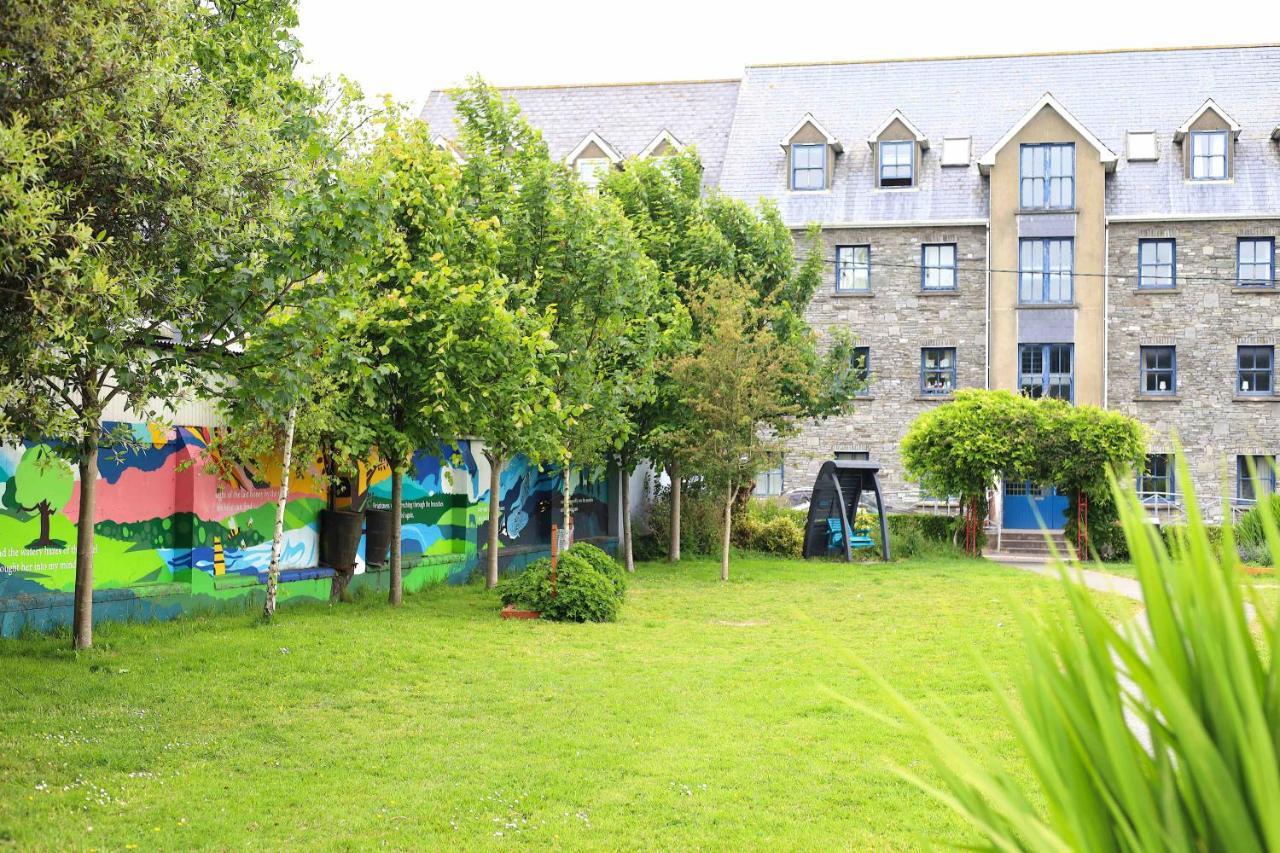 Long Quay Apartments, Clonakilty Bagian luar foto