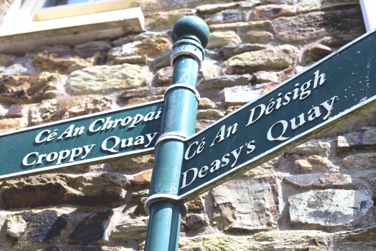 Long Quay Apartments, Clonakilty Bagian luar foto