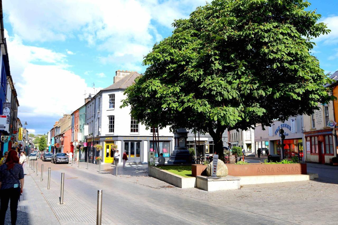 Long Quay Apartments, Clonakilty Bagian luar foto